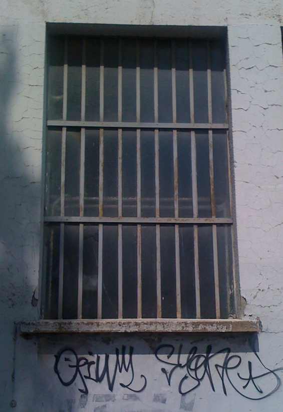 Fenêtre en verrière indsutrielle à 3 panneaux